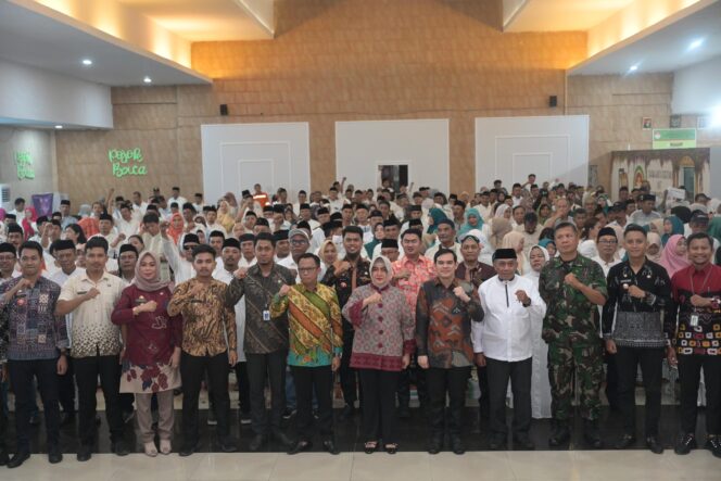 
					Hadiri Halalbihalal di Dua Kecamatan, Tokoh Masyarakat Minta Indira Lanjutkan Kebaikan untuk Makassar