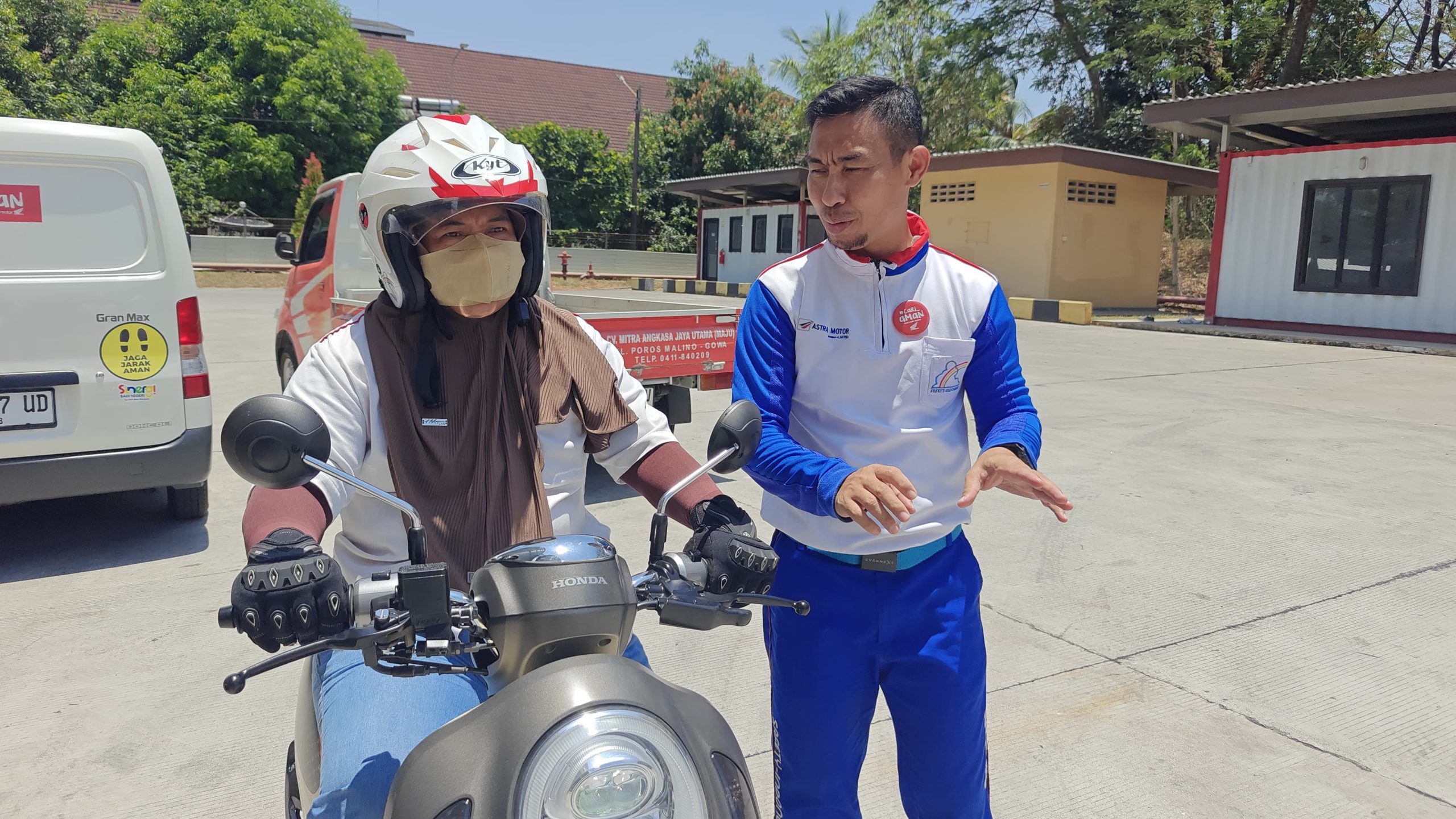 Simak Tips Mengendarai Sepeda Motor Bagi Pemula dari Asmo Sulsel
