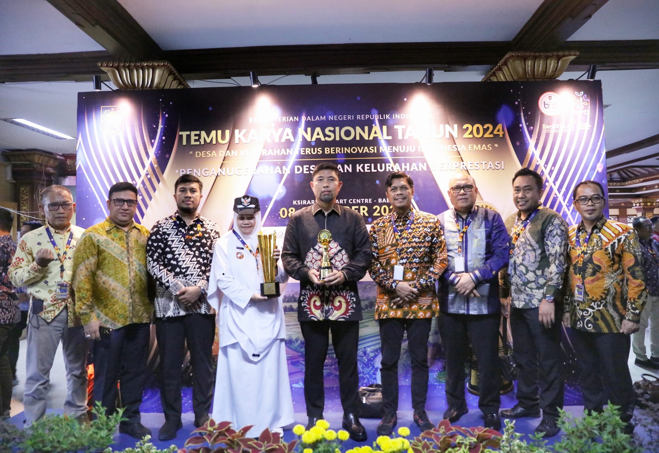 Apresiasi Kontribusi Kepala Daerah dalam Ajang Lomba Kelurahan, Kemendagri Beri Penghargaan Pjs Wali Kota Makassar
