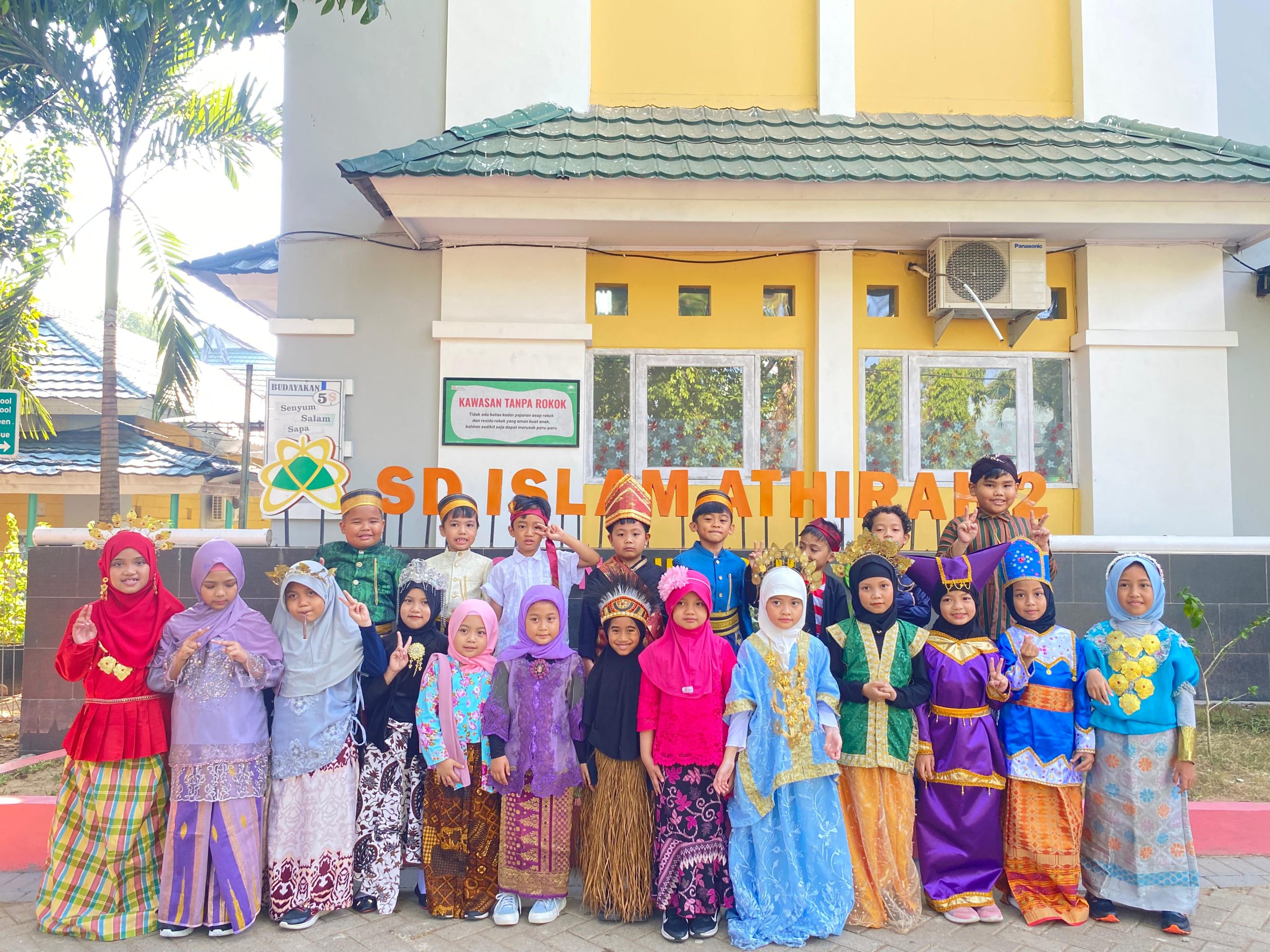 Peringati Hari Sumpah Pemuda, SD Islam Athirah 2 Gelar Festival Literasi