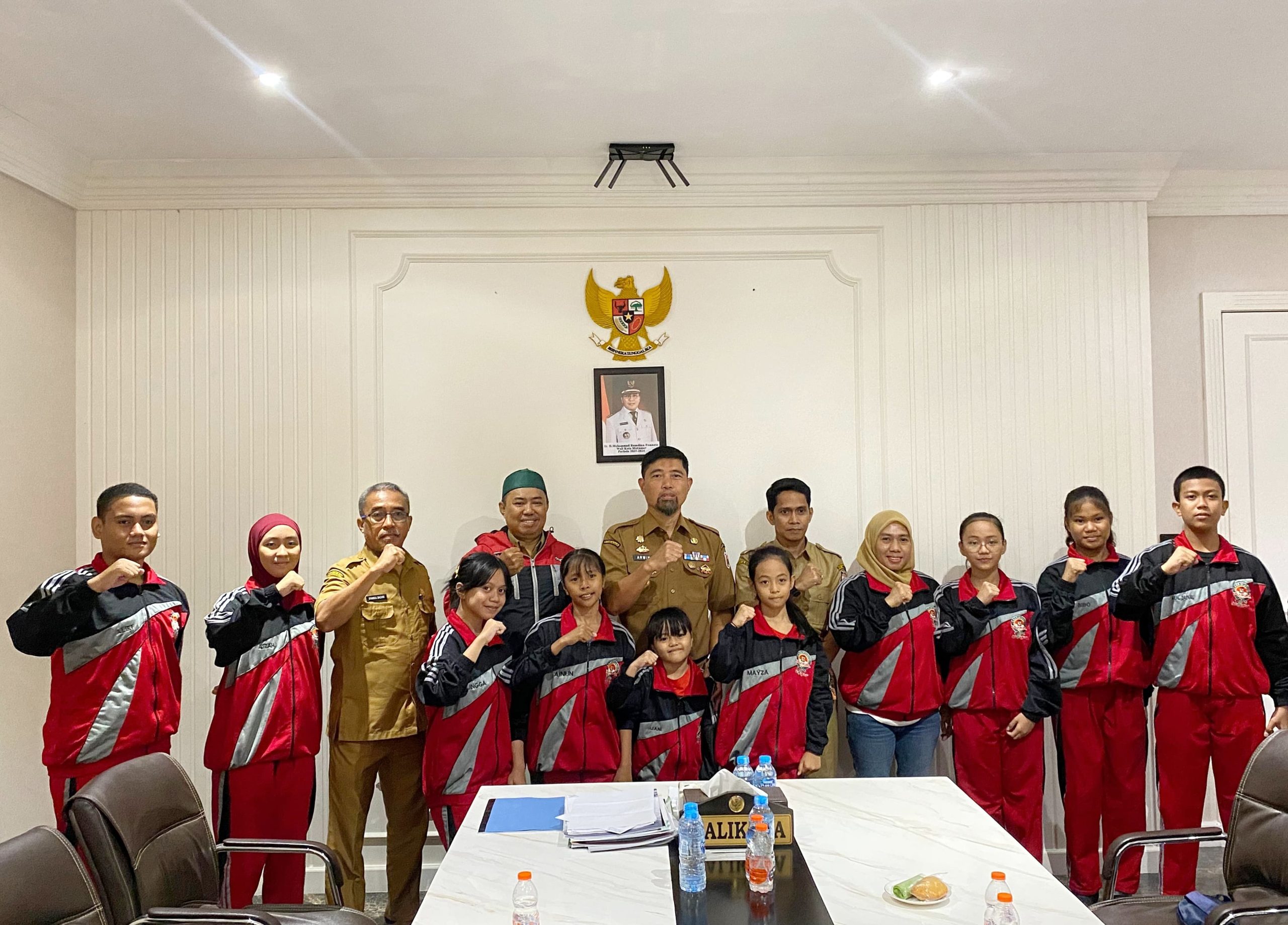 Andi Arwin Azis Beri Semangat Atlet Muda Tim Taekwondo Balaikota Makassar Menuju KBPP Polri Jatim Cup
