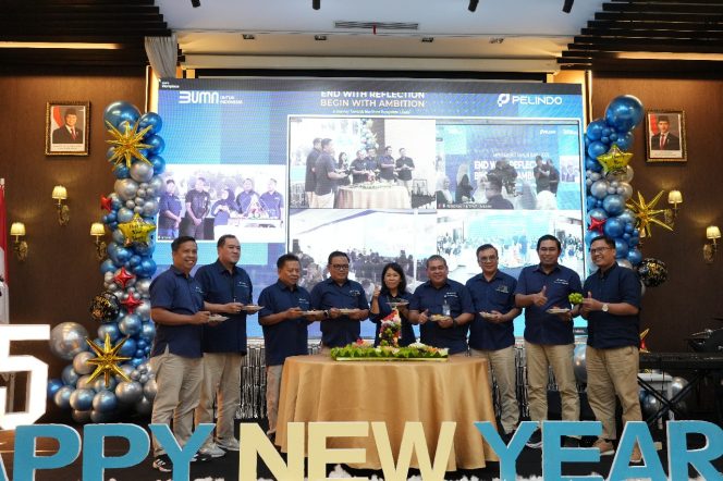 
					Refleksi Akhir Tahun, Ajak Seluruh Insan Pelindo Terus Bersinergi, Berkolaborasi, dan Bertransformasi
