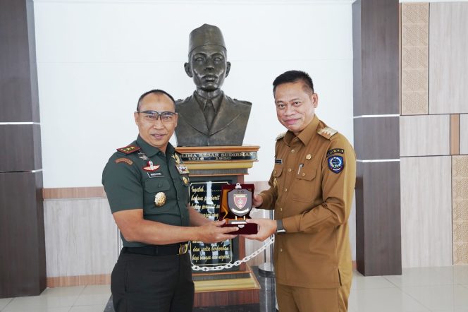 
					Pangdam XIV/Hsn Sambut Kunjungan Audiensi Pj. Gubernur Sulsel di Makodam