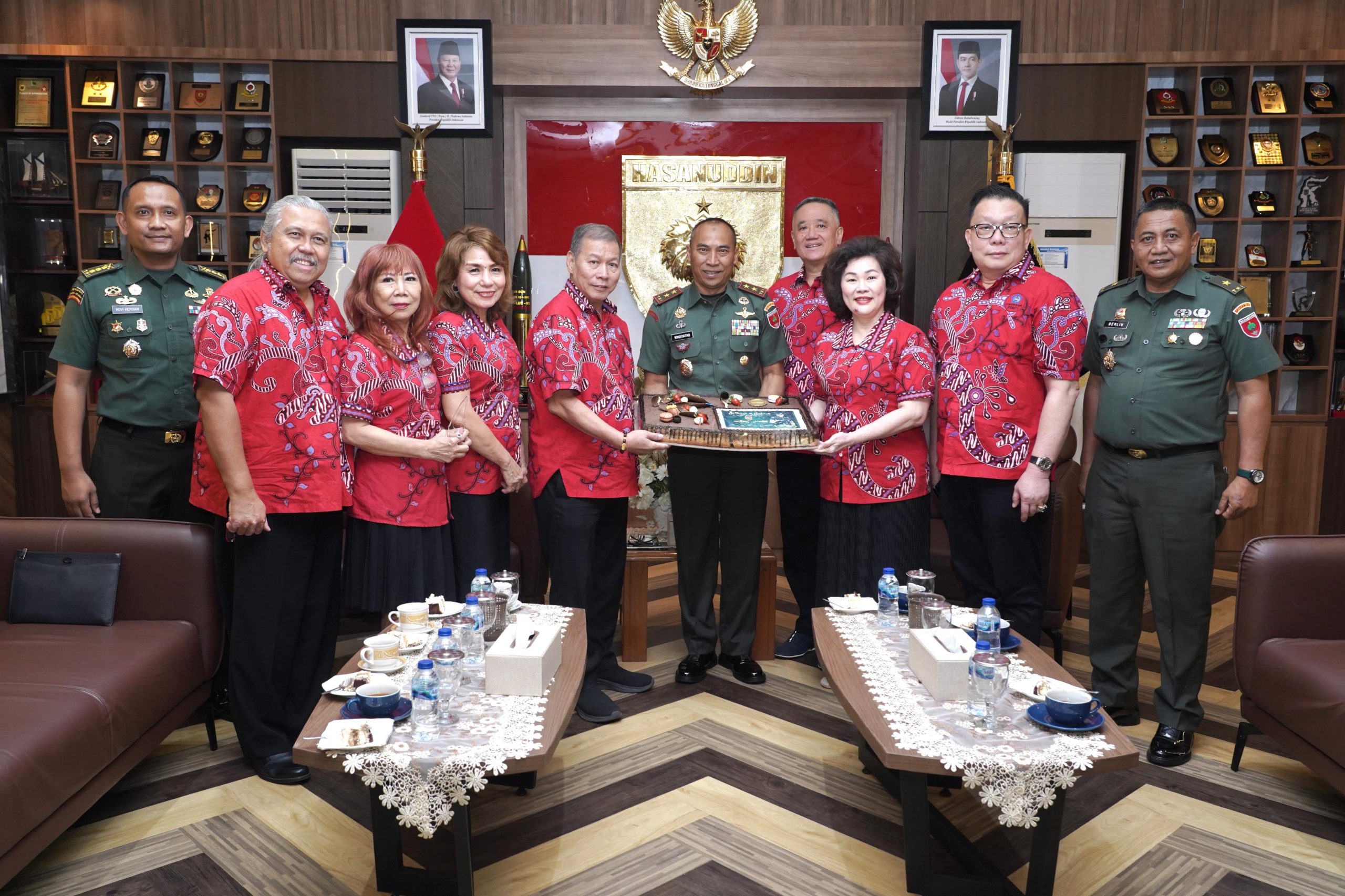 Pangdam XIV/Hsn Terima Kunjungan Audiensi Rombongan PSMTI Sulsel di Makodam