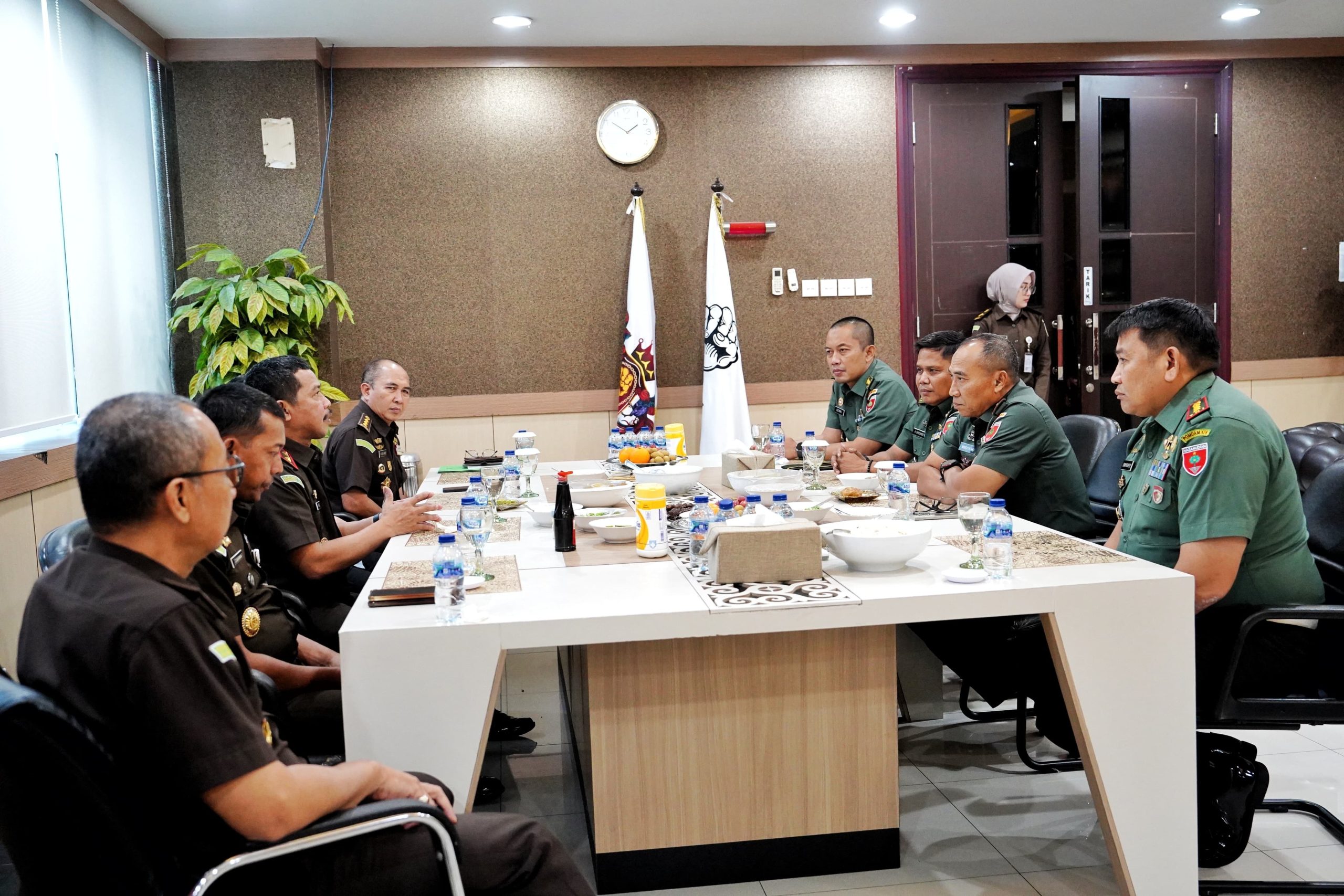 Perkuat Sinergi, Pangdam XIV/Hasanuddin Lakukan Audiensi ke Kejati Sulsel