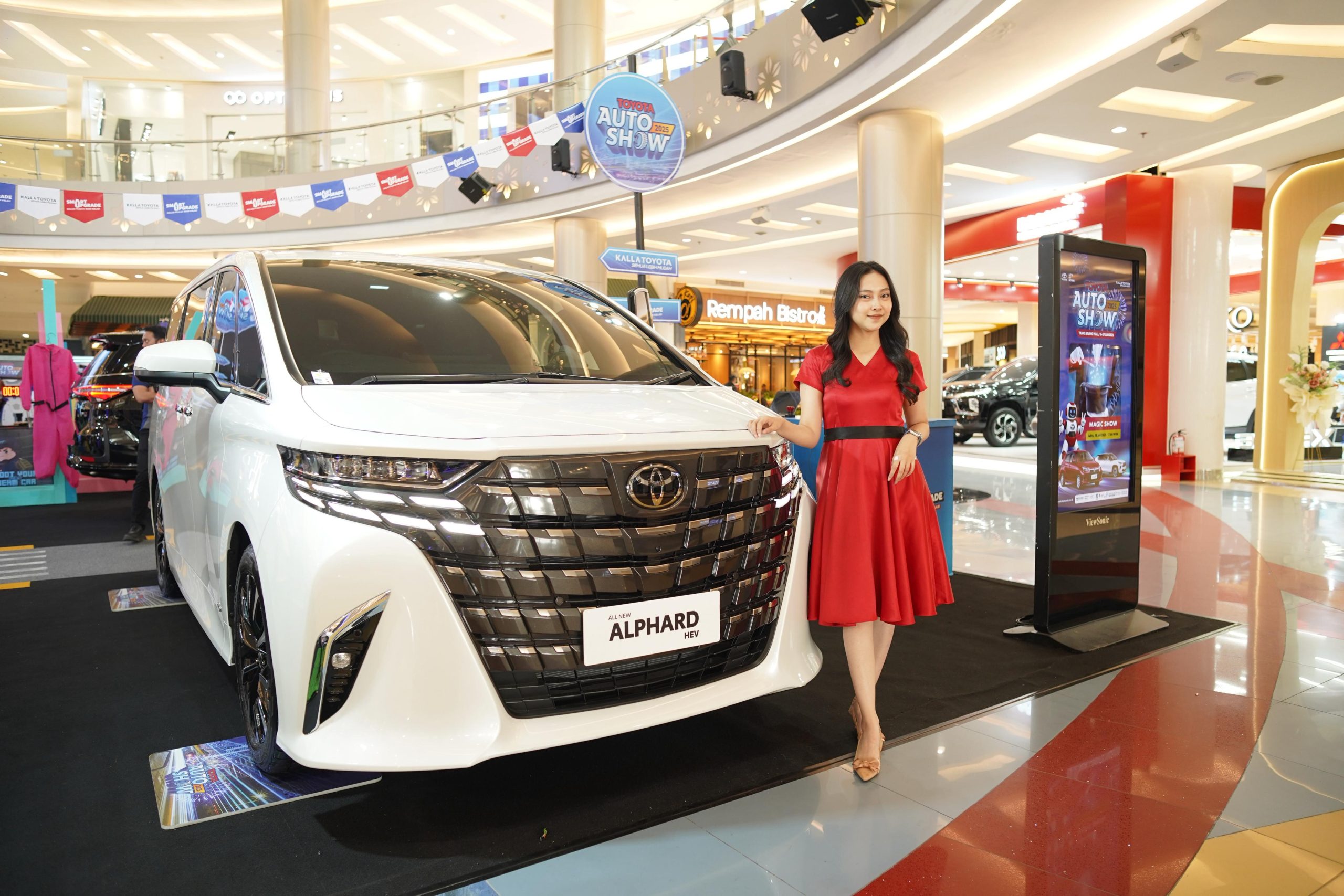 Kalla Toyota Catat Rekor Penjualan Hybrid, Konsumen Sulawesi Beralih ke Hemat Energi