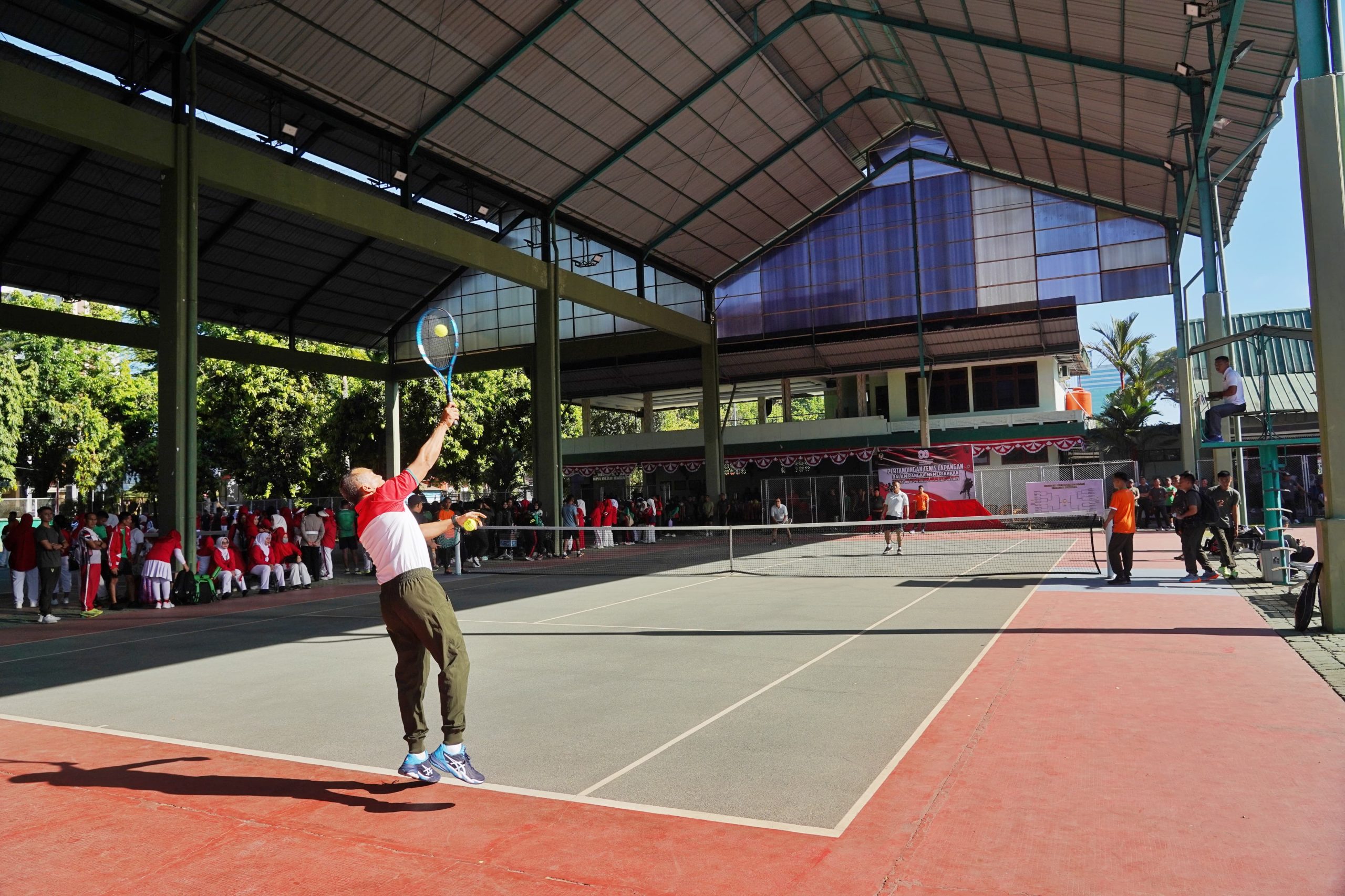 HUT Ke-80 RI Kodam XIV/Hasanuddin Gelar Pertandingan Tenis Lapangan