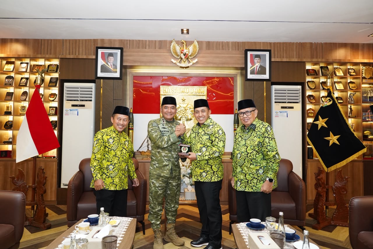 Pangdam XIV/Hasanuddin Terima Silaturahmi Pengurus Wilayah DMI Sulsel!